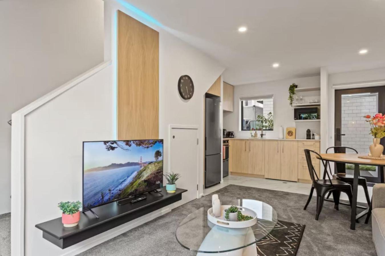 Trendy 2 Bed * Auckland
