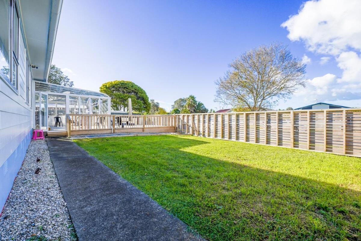 Stunning Two Bedroom House In In Half Moon Bay Auckland