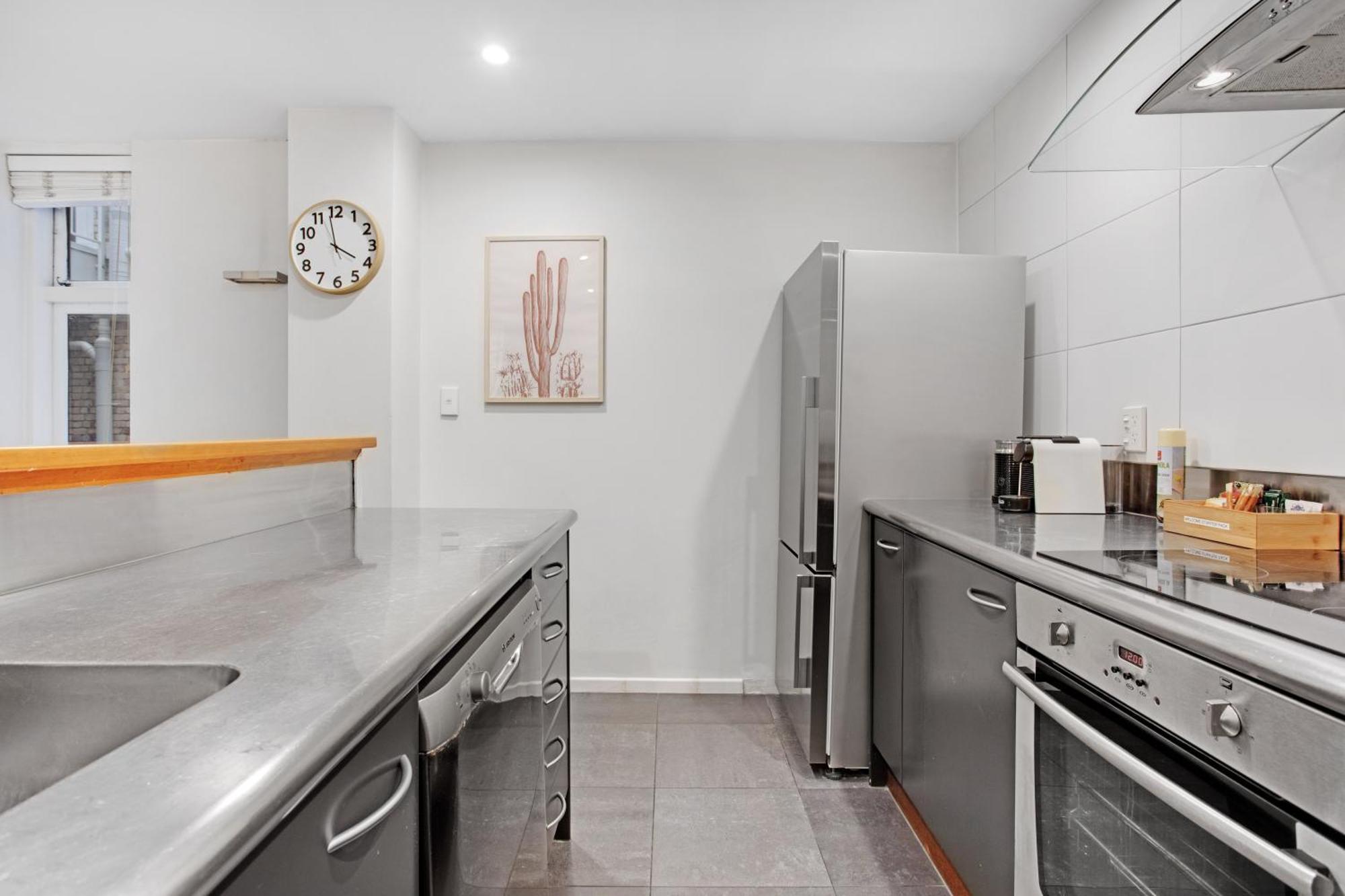 Secluded 1br In The Heart Of The Apartment