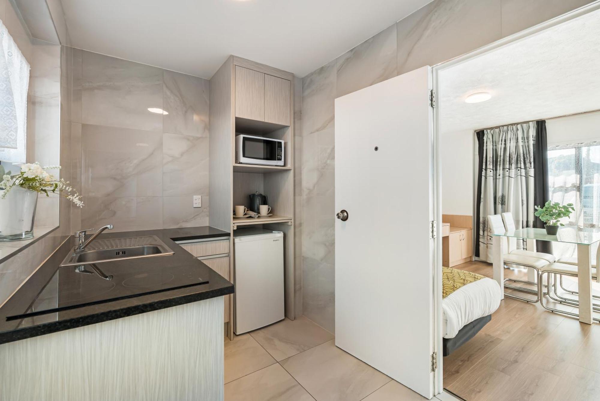 Travel Air 3* Auckland