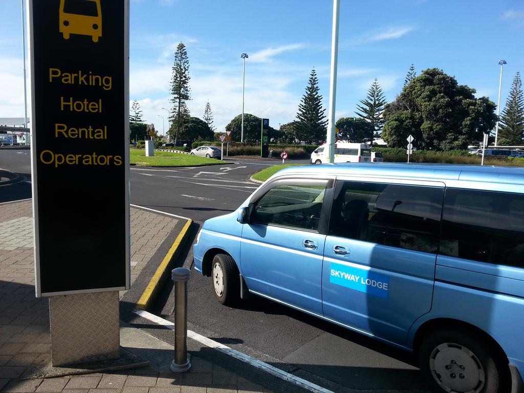 Airport Skyway Motel