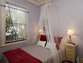 Bed & Breakfast Eden Park 4*