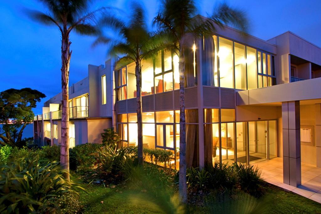 Vr Takapuna Hotel 5*