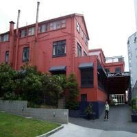 Kiwi International Hotel