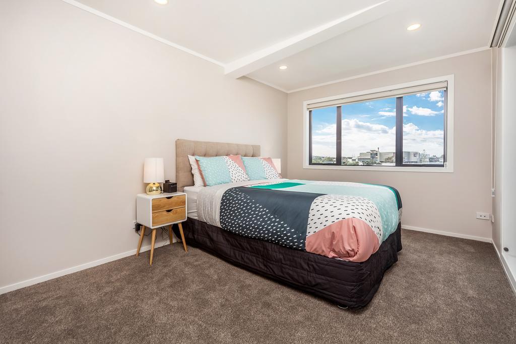 Central Manukau Hideaway Apartment *