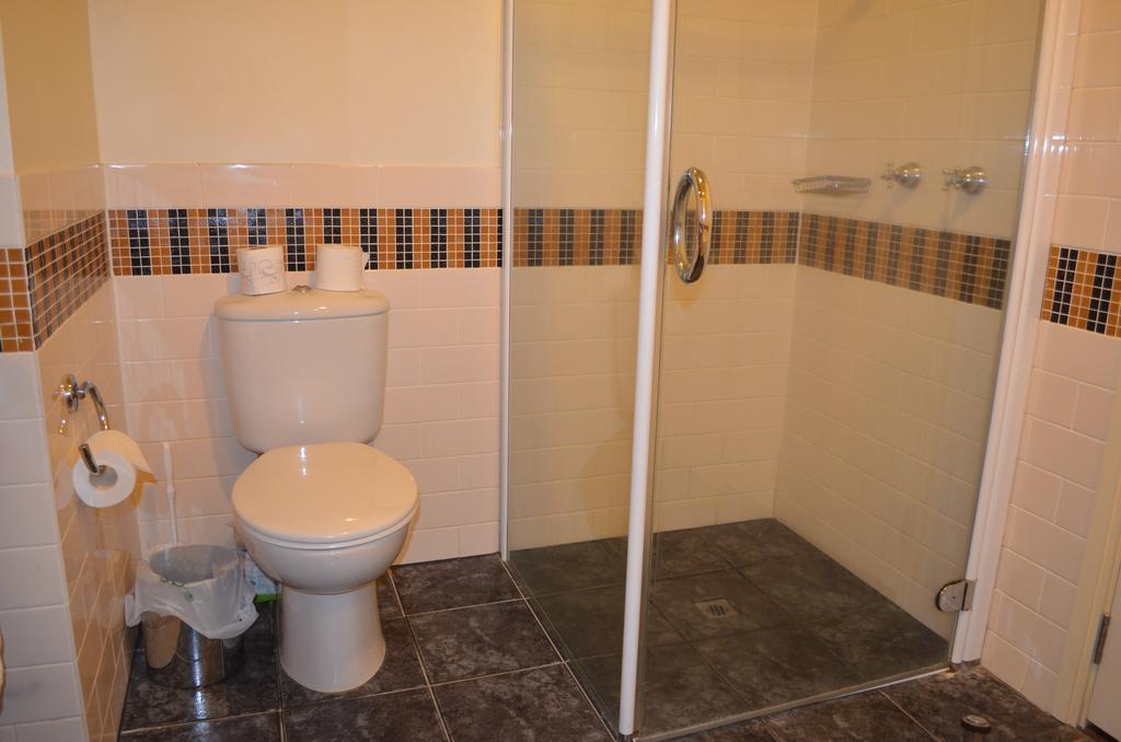 Classic One Bedroom Apartment- Pool And Gym! Auckland