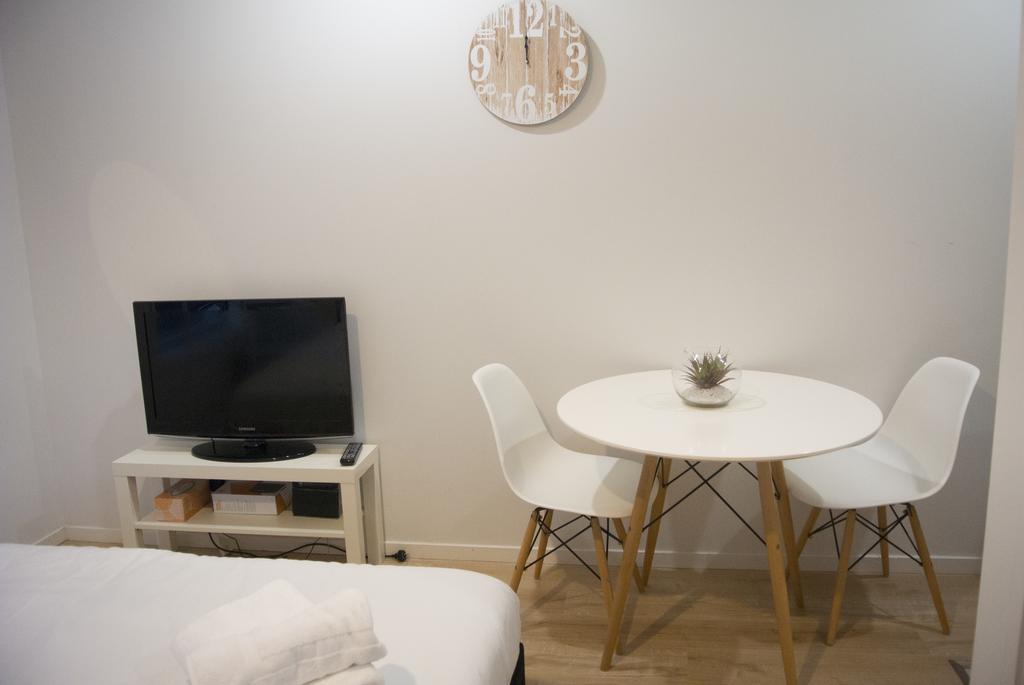 Snug In The Heart Of The Apartment *