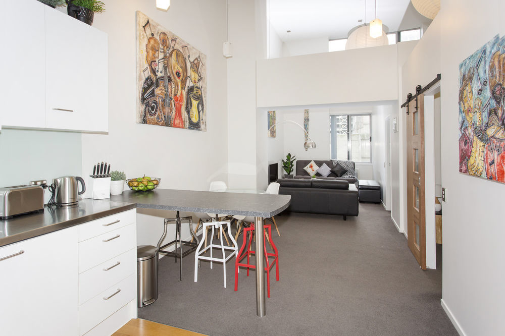 Apartment And Stylish 2 Bed