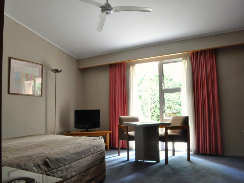Naumi Airport Hotel Auckland