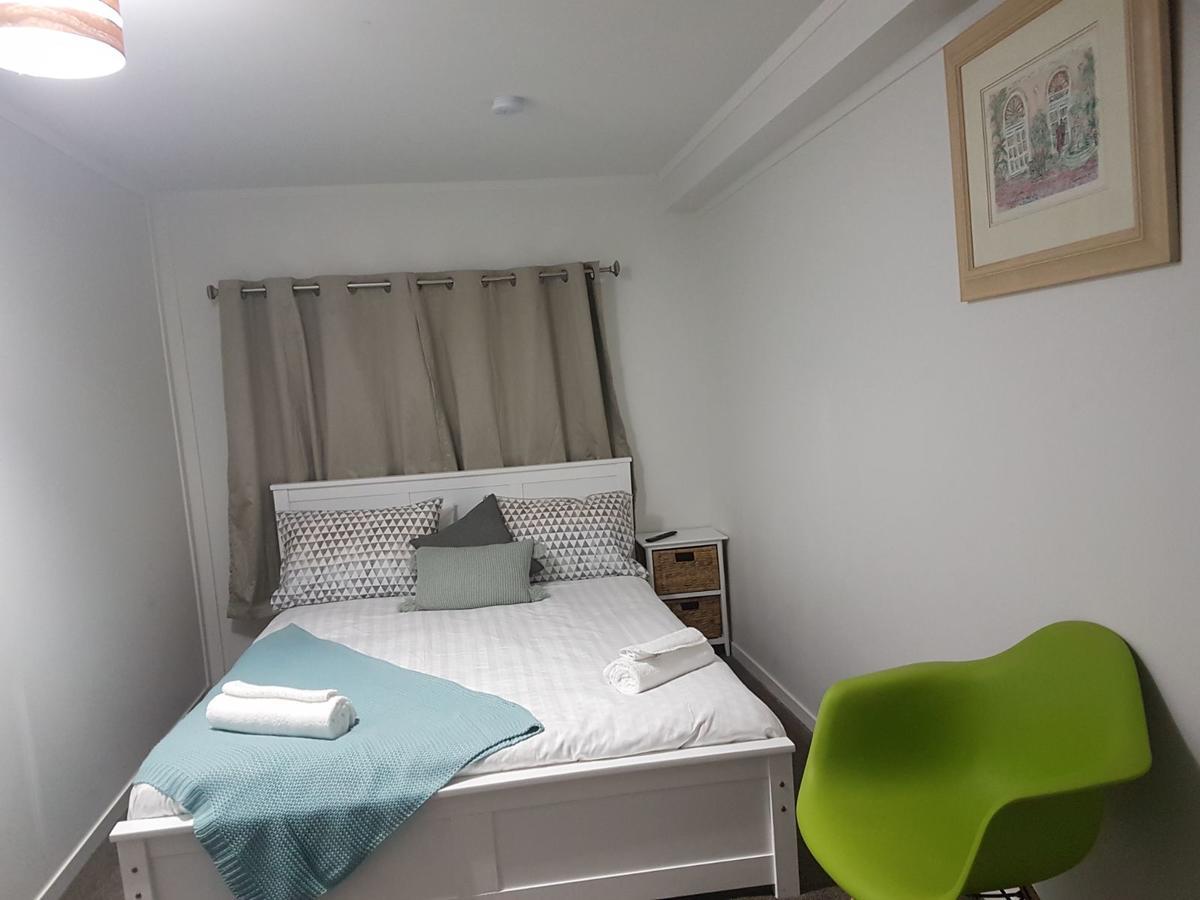 Forbes Grove Accommodation