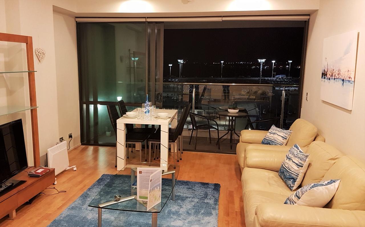 Central Harbor Views Apartment Auckland
