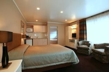 Cornwall Park Motor Motel