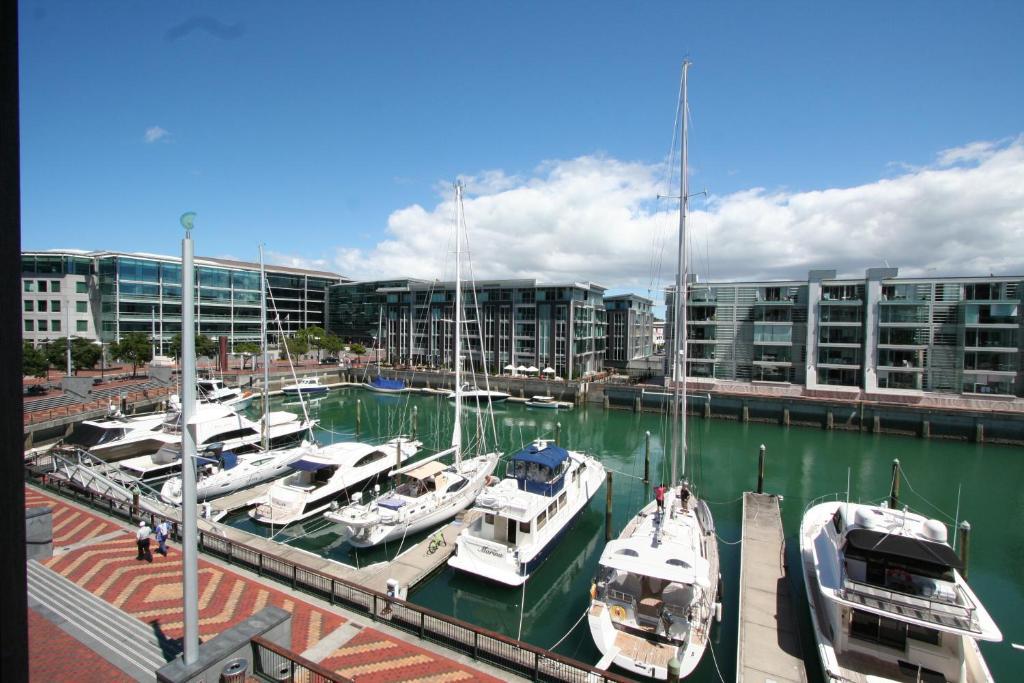 Latitude 37 4* Auckland