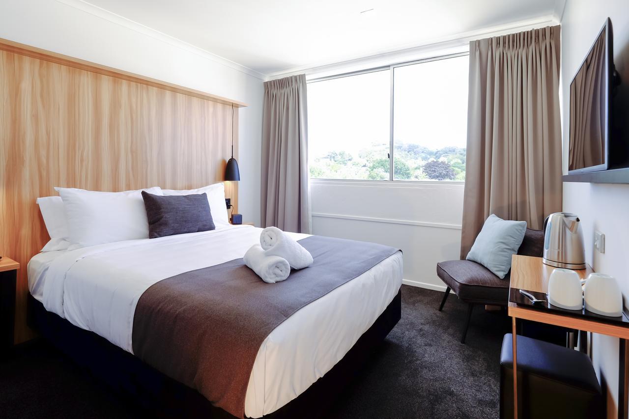No. 9 3* Auckland