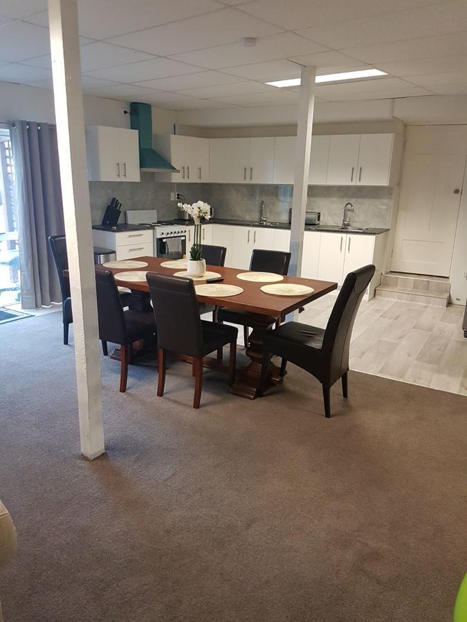 Forbes Grove Accommodation Hostel Auckland