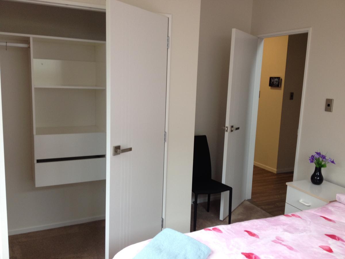 Hospedagem domiciliar Brand New Bedroom In Karaka Auckland