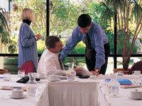 Hotel Airport By Ihg 4*