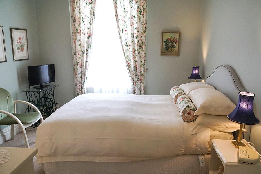 Brookwood Bed & Breakfast Auckland