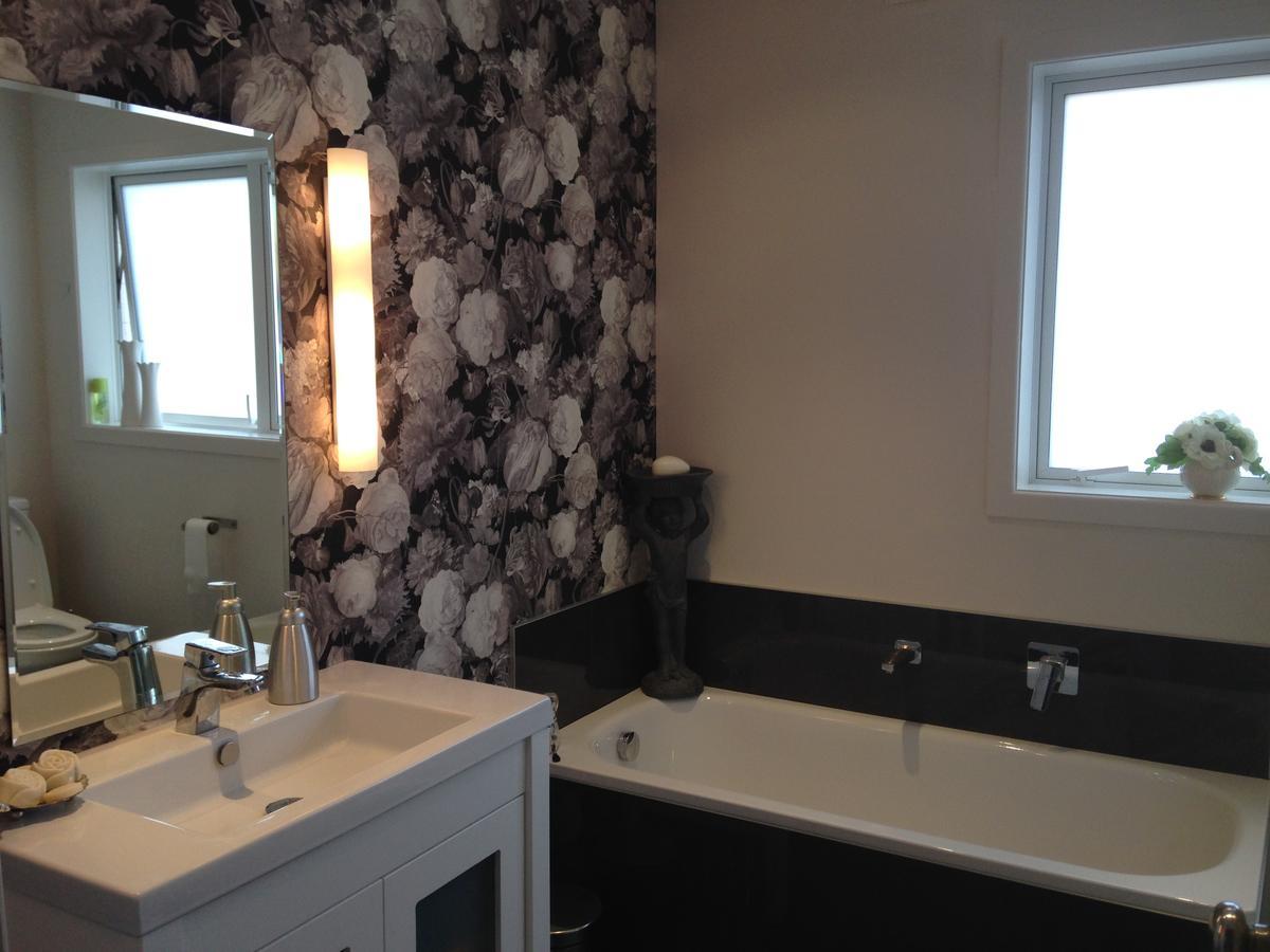 Side Bed & Breakfast Auckland