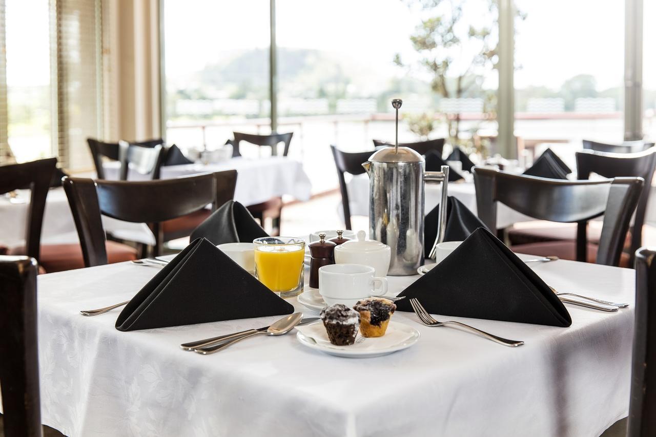 Waipuna & Conference Centre Hotel 4*