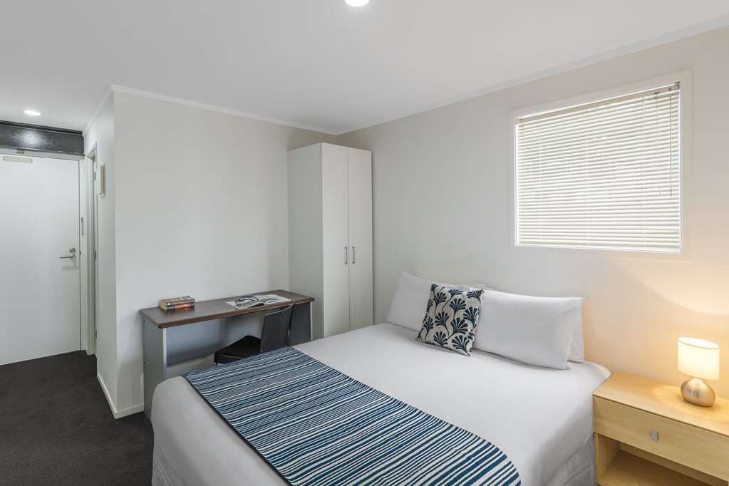 Waldorf Bankside 3*