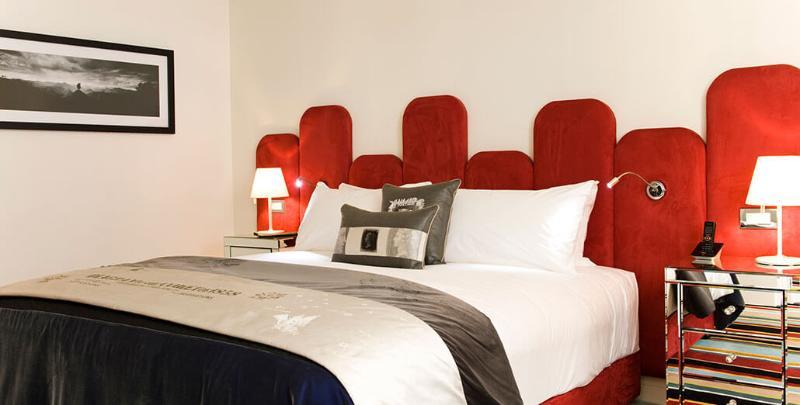 Debrett 5*