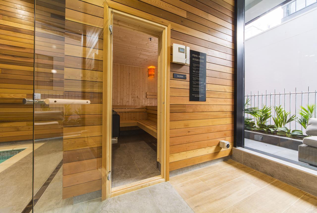 Star Victoria Serviced Aparthotel 4*