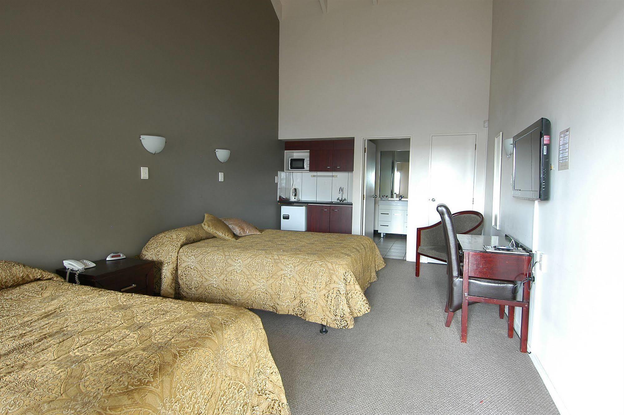 Airport Manor Auckland