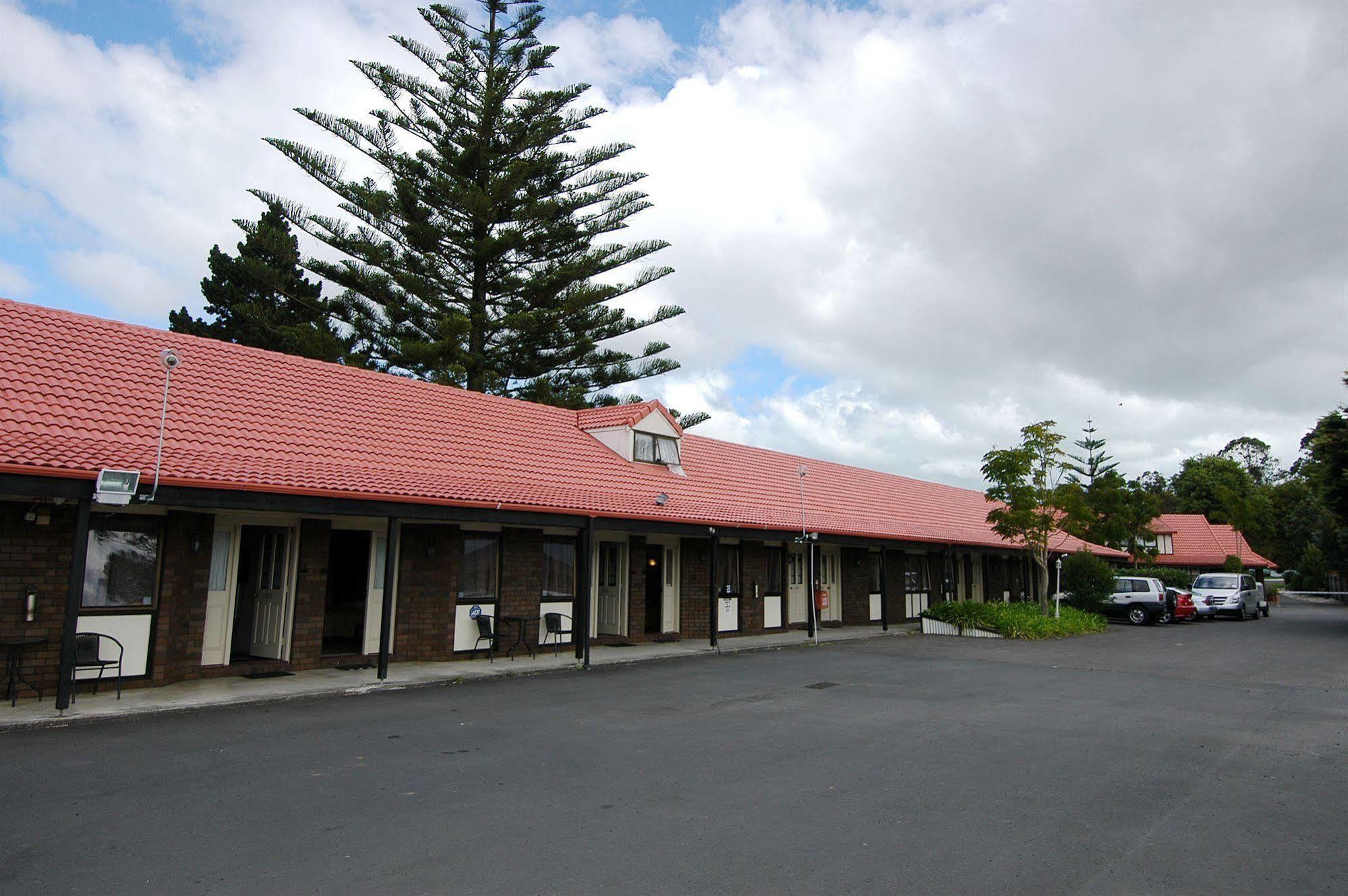 Motel Airport Manor 3*