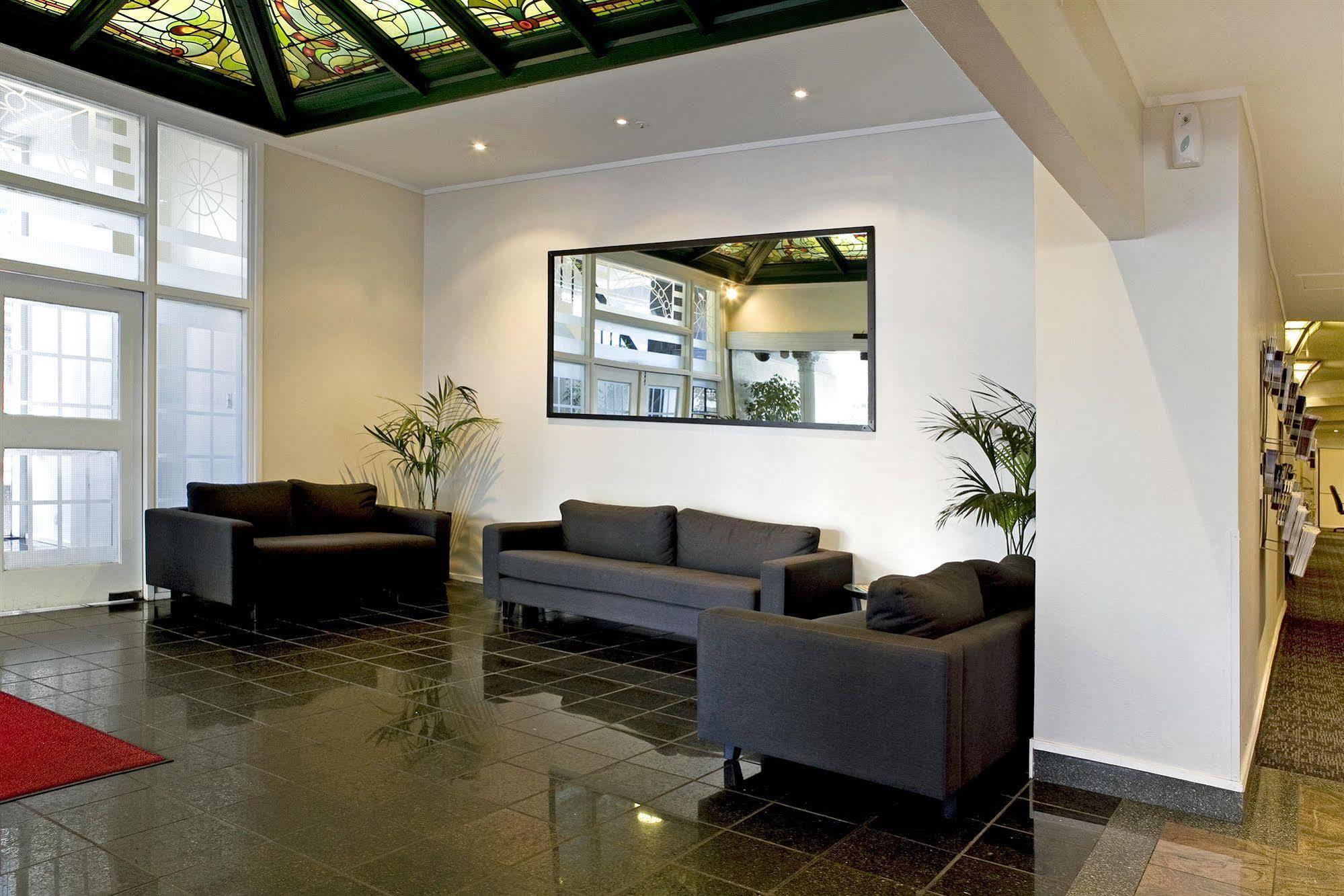 Econo Auckland