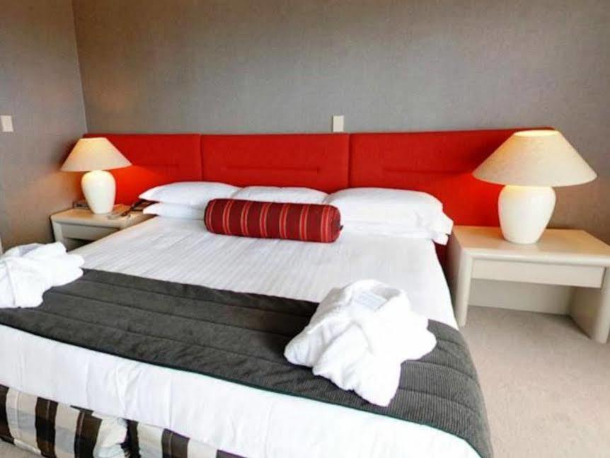 Waipuna & Conference Centre Hotel 4*