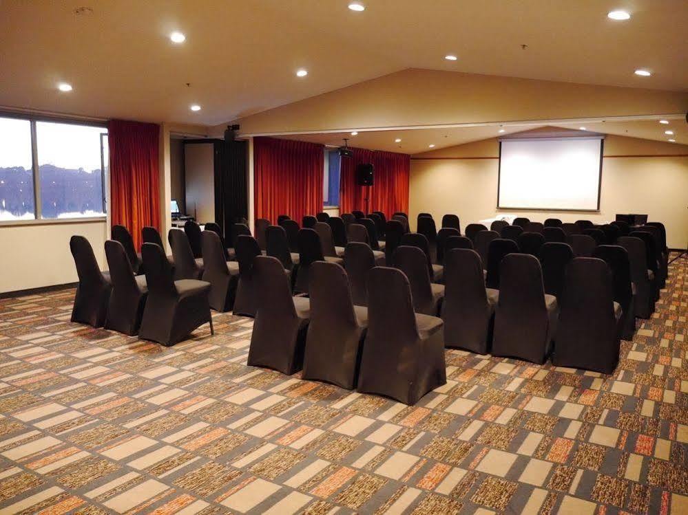 Hotel Waipuna & Conference Centre 4*
