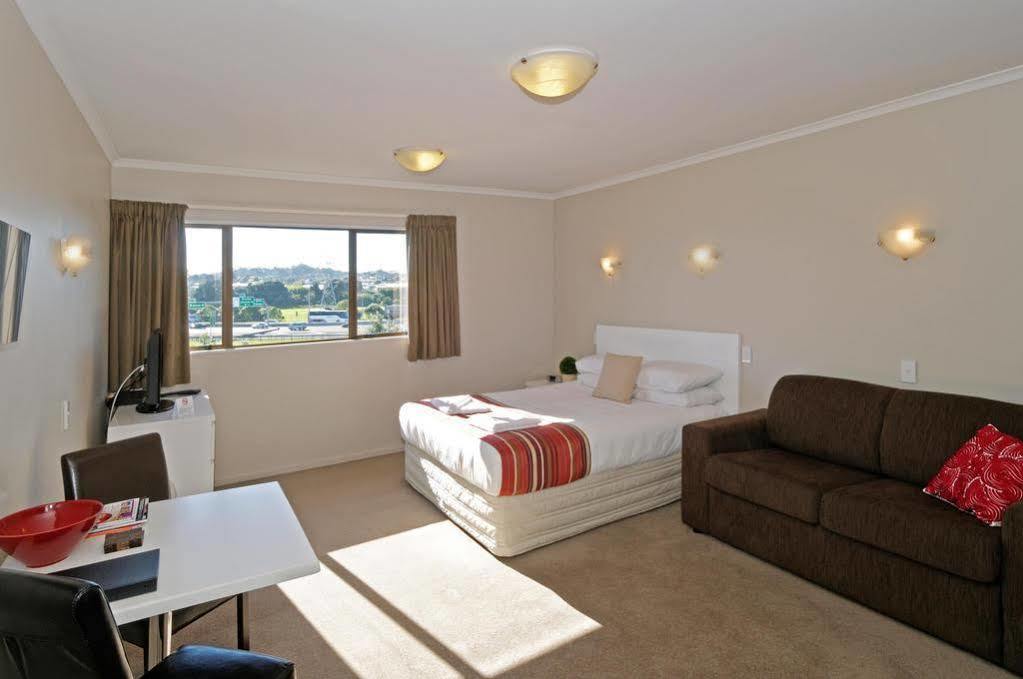 Airport Harbour 4*