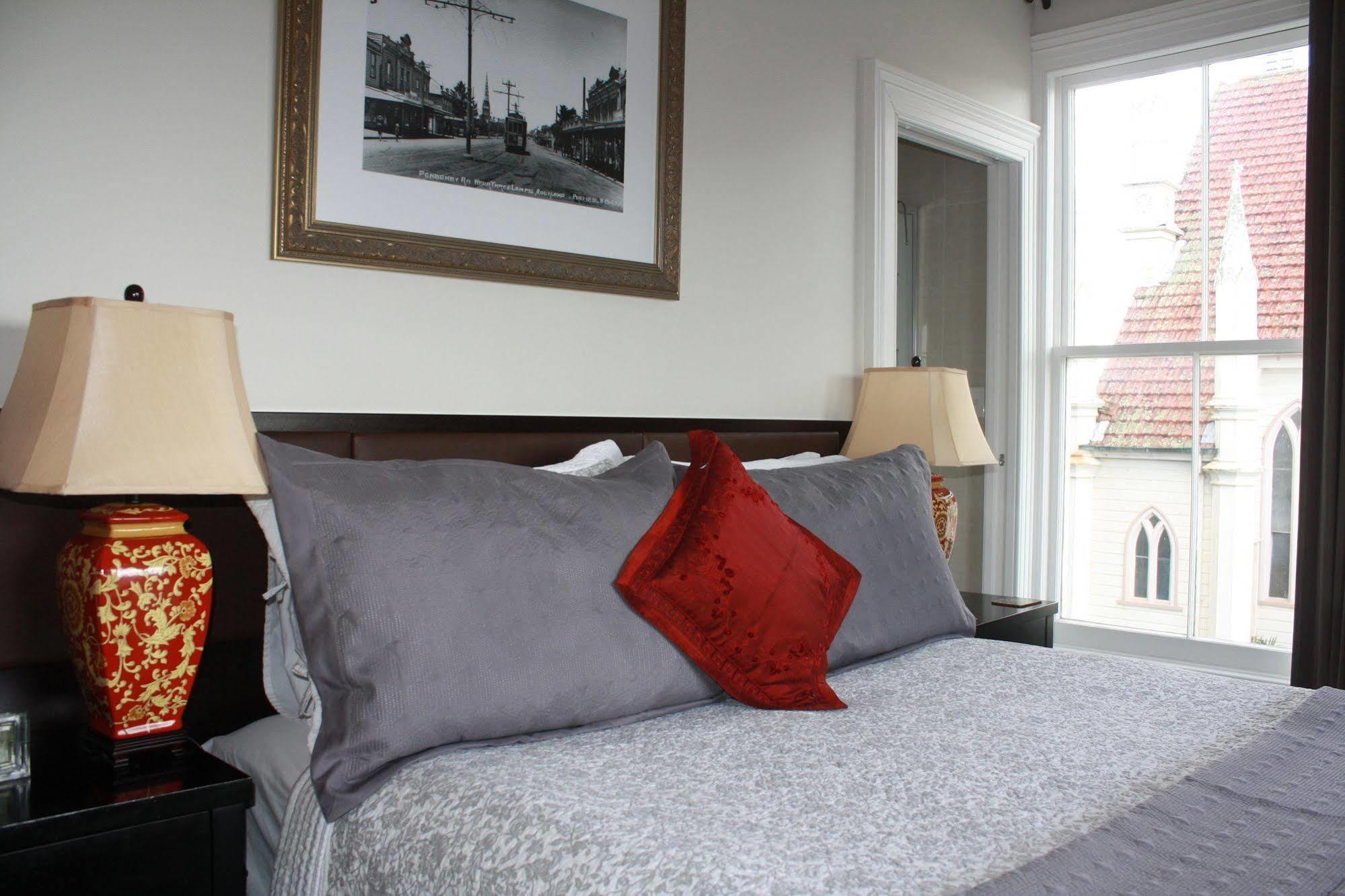 Ponsonby Manor Guest house