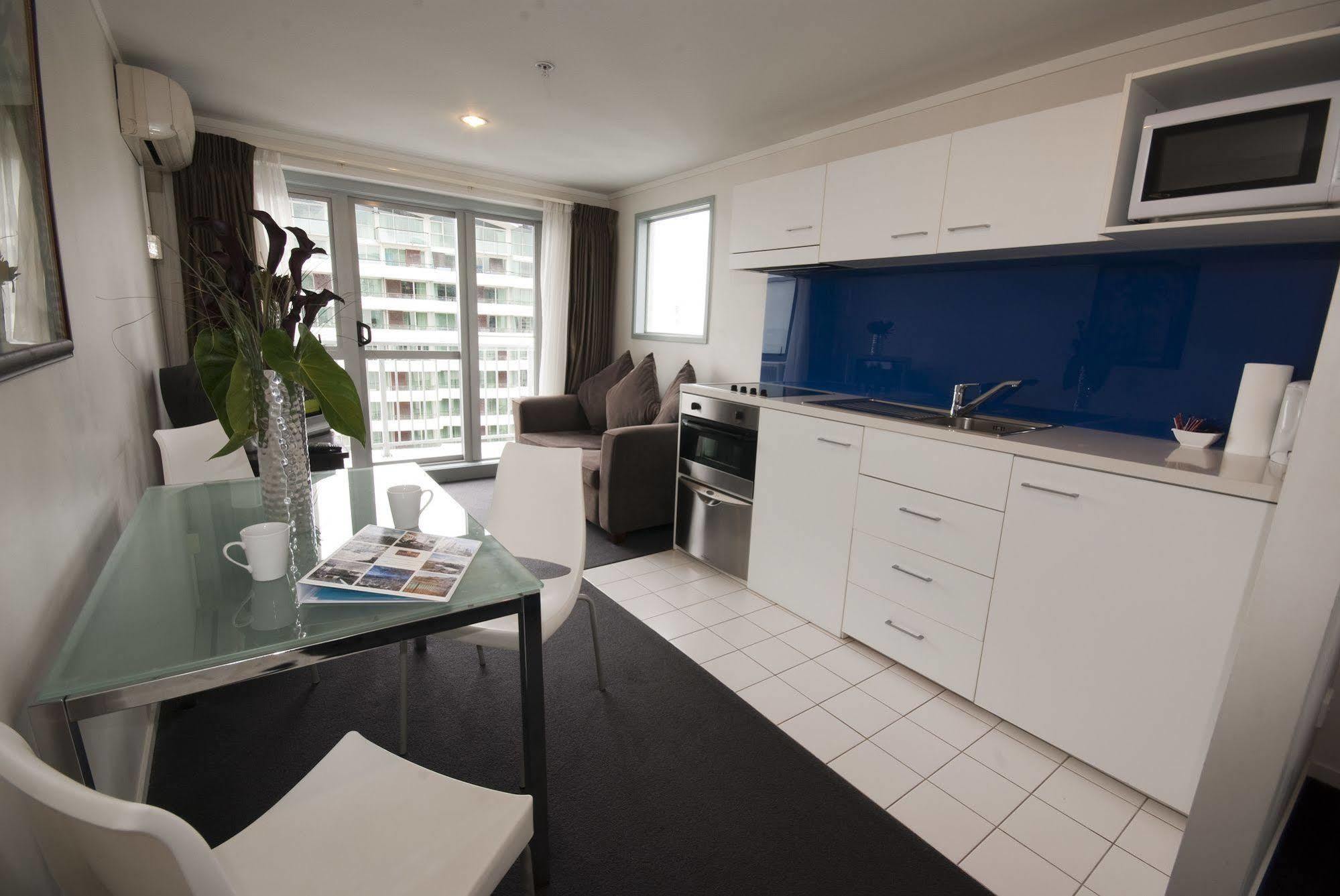Aparthotel Waldorf Bankside 3*
