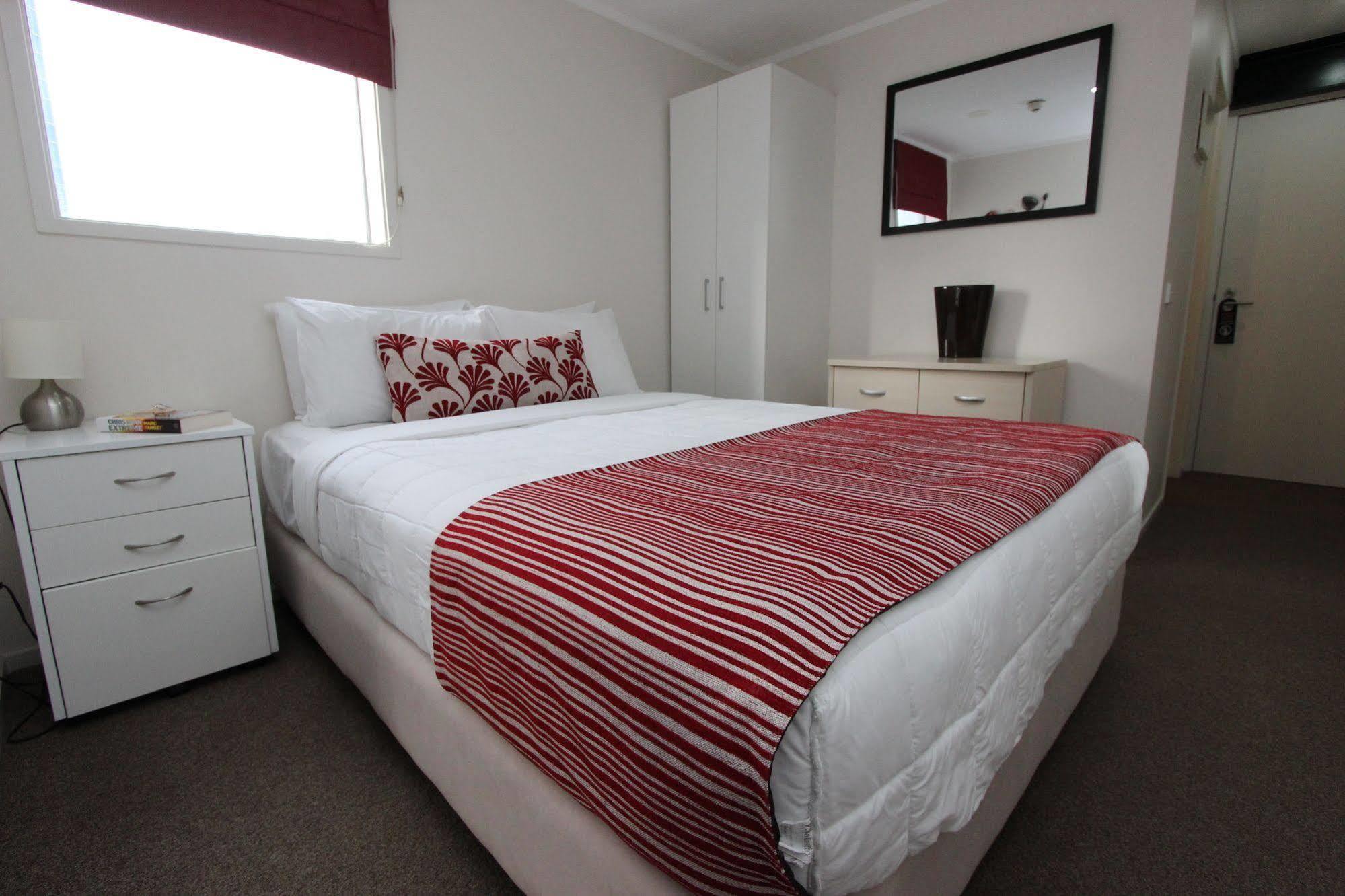 Waldorf Bankside 3*