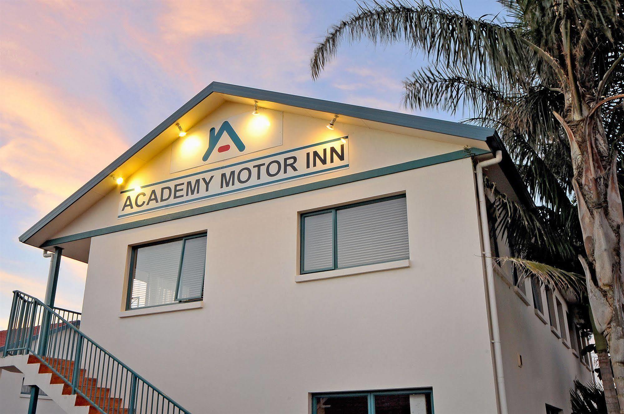 Academy At Botany Motor 3* Auckland