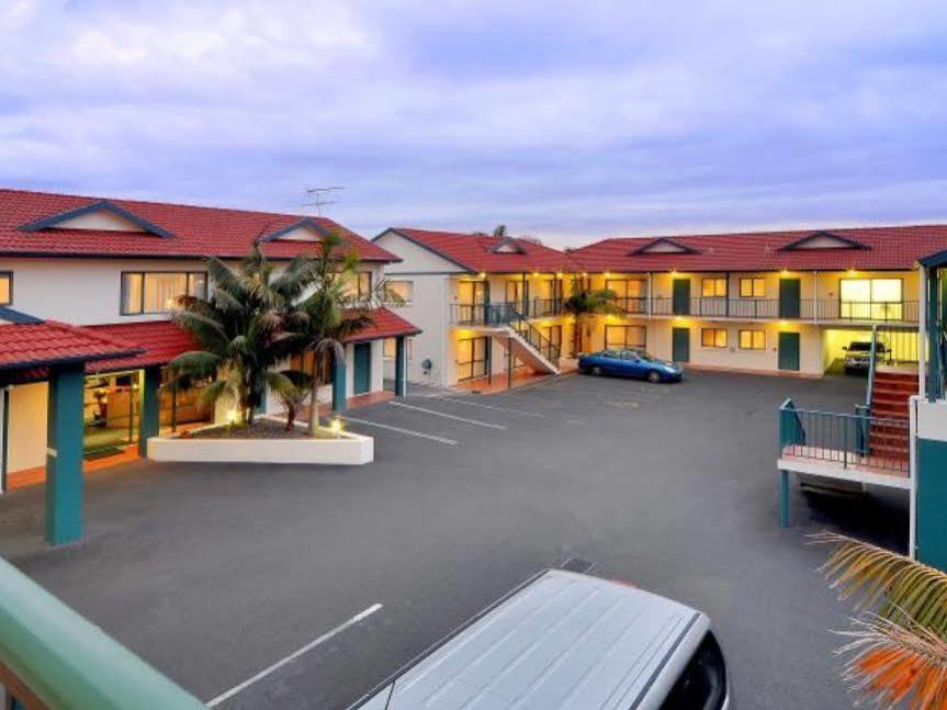 Motel Academy At Botany Motor