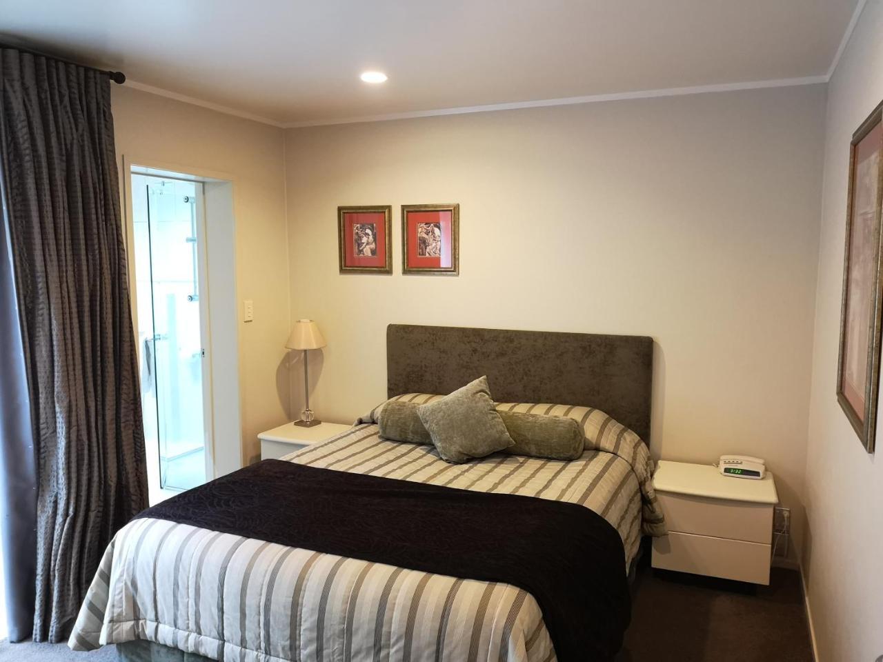 Motel Cornwall Park Motor Auckland