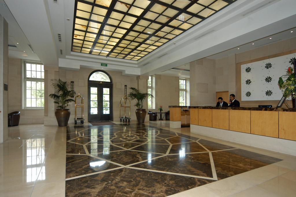Avani Metropolis Residences Aparthotel