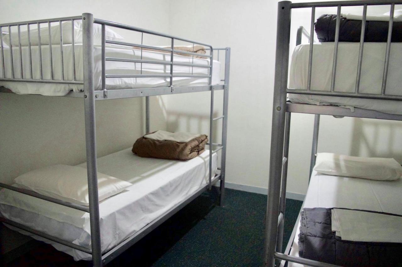 Hostel Fat Camel Backpackers - *