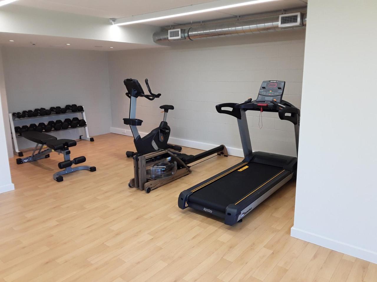 Waitakere & Hotel 4*