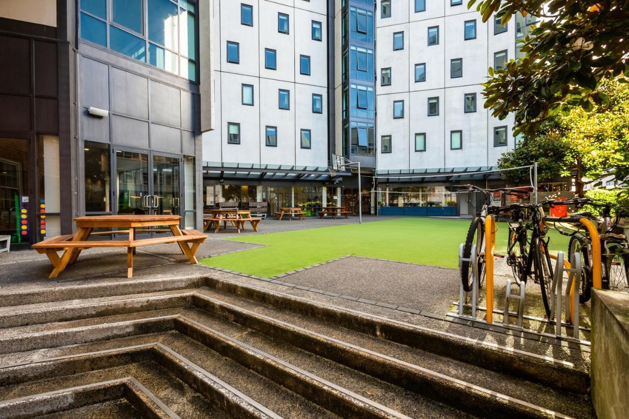 Campus Summer Stays - Wellesley Apartments *