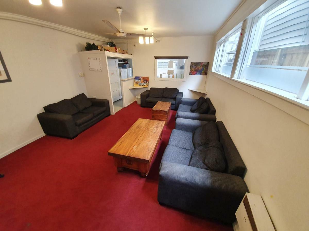 Uenuku Auckland