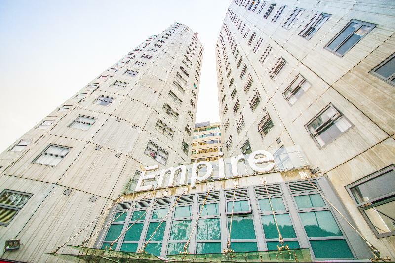 Empire Aparthotel 3*