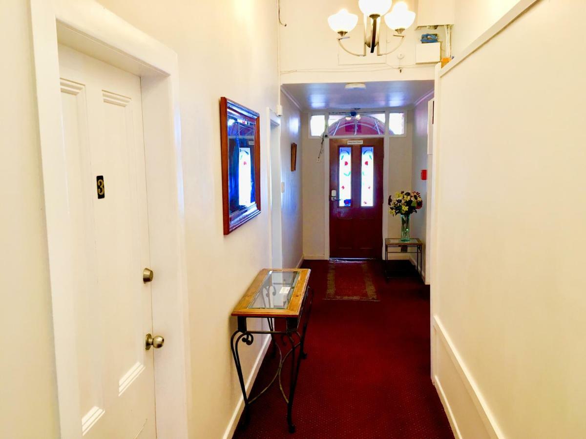 Hostel Freemans Backpackers