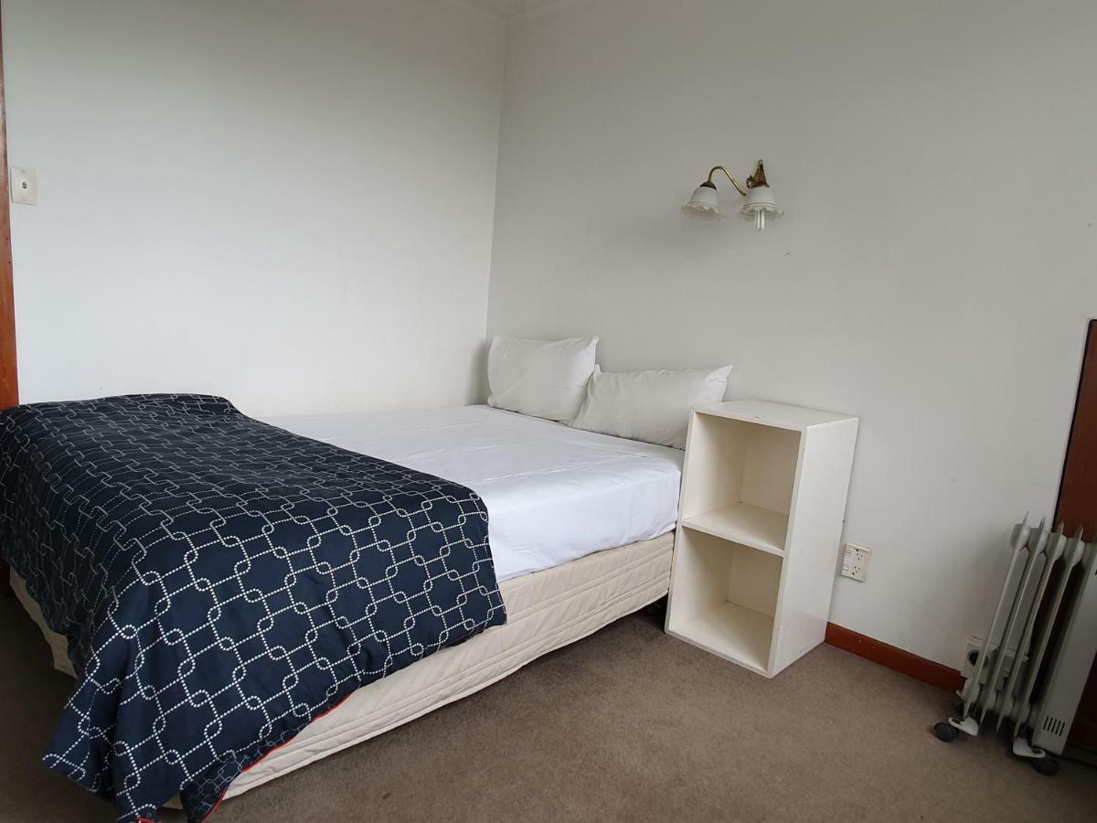 Uenuku 3* Auckland