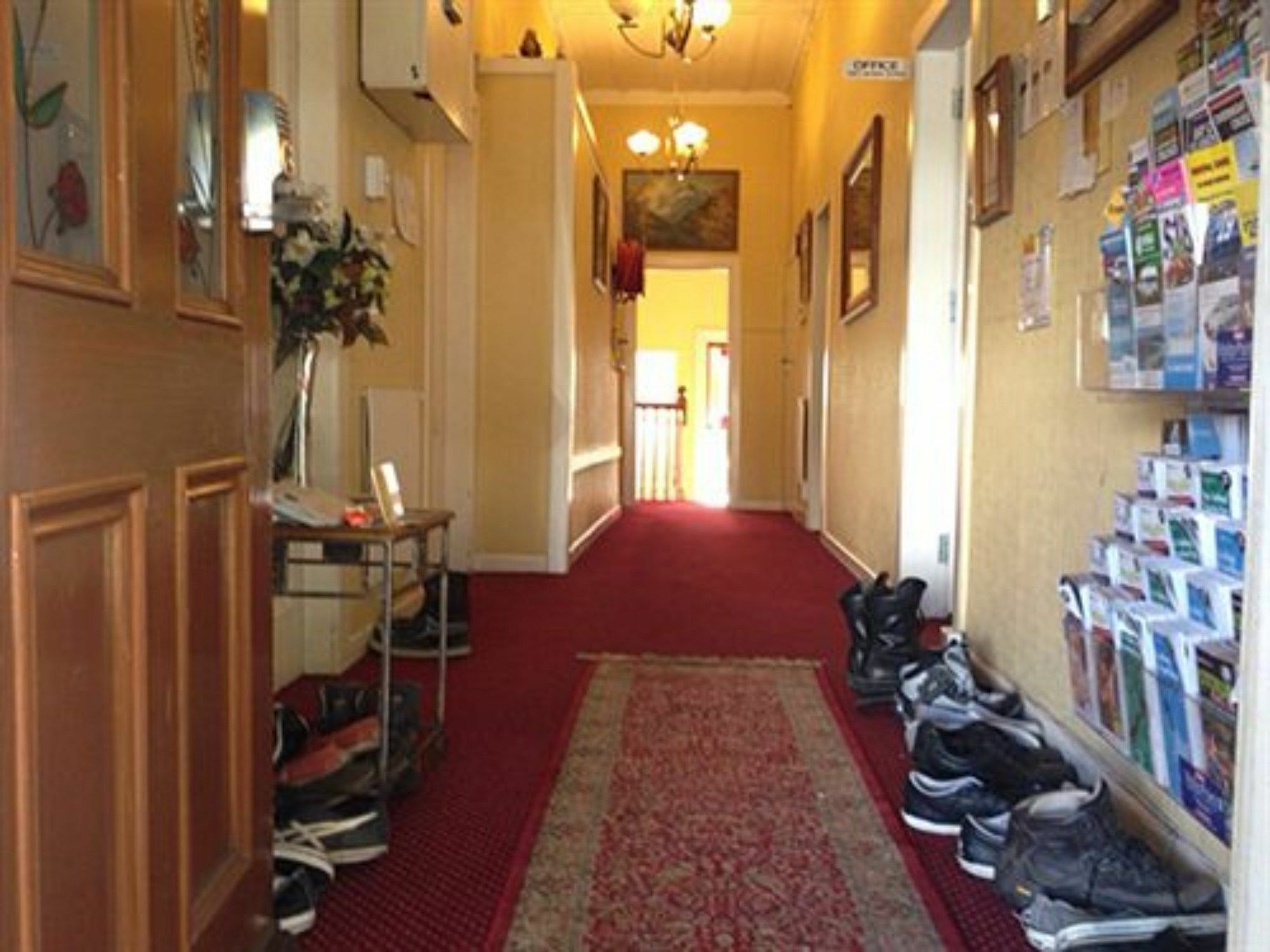 Freemans Backpackers