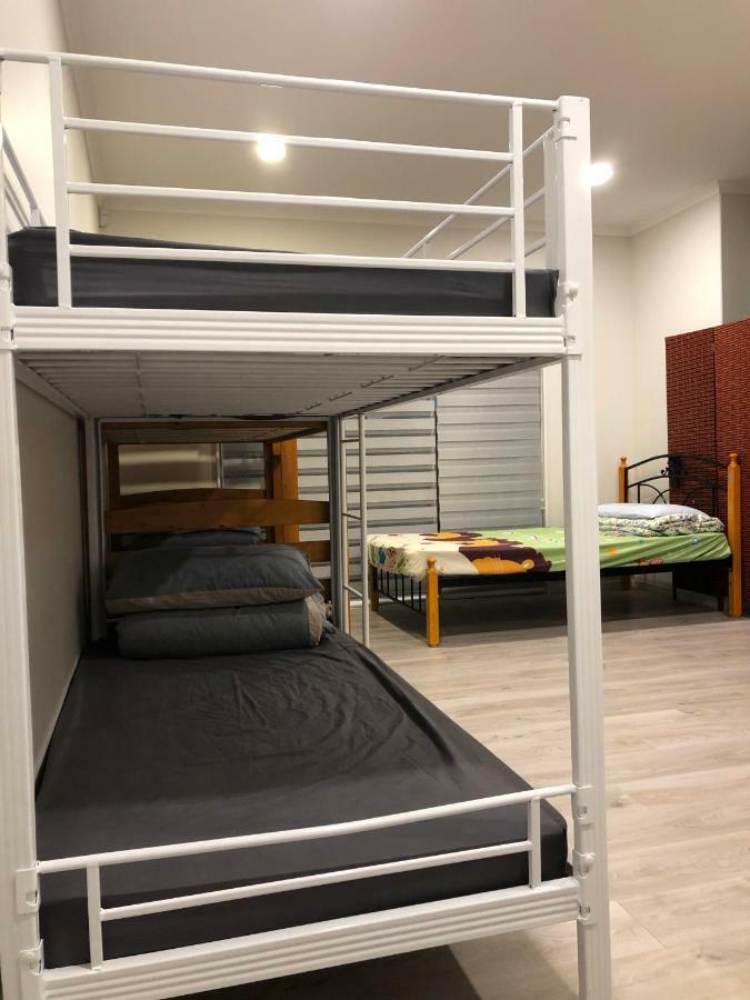 Flat Bush Backpackers Auckland