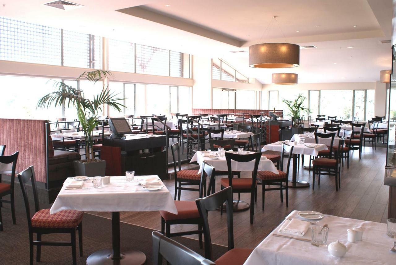 Waipuna & Conference Centre Hotel 4*